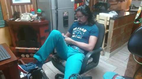 Snapshot of dr_simon84 chatting on January 8, 6:20 pm Dr Simon online show from January 8, 6:20 pm