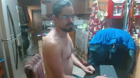 Snapshot of dr_simon84 chatting on January 21, 9:46 pm Dr Simon online show from January 21, 9:46 pm