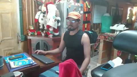 Snapshot of dr_simon84 chatting on December 22, 7:22 pm Dr Simon online show from December 22, 7:22 pm