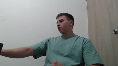 draco_boy2000 online show from March 28, 11:15 pm