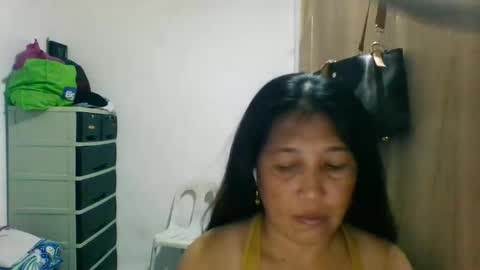 Snapshot of dragonlady402 chatting on February 25, 9:08 am Dragon Lady online show from February 25, 9:08 am