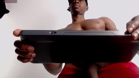 Drake 23 online show from October 10, 6:34 am