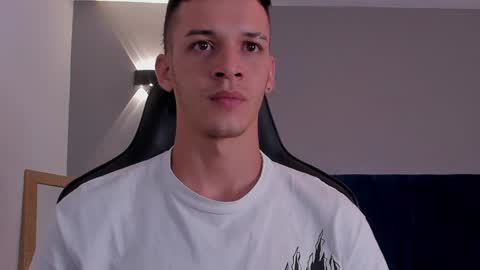 drake_carter1 online show from December 20, 2:41 am