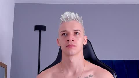 drake_carter1 online show from March 7, 2:15 am