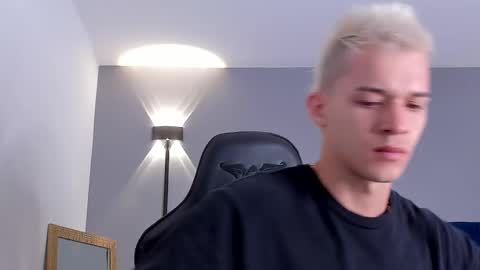 drake_carter1 online show from March 10, 1:56 am