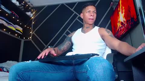 Drake online show from February 21, 3:01 am