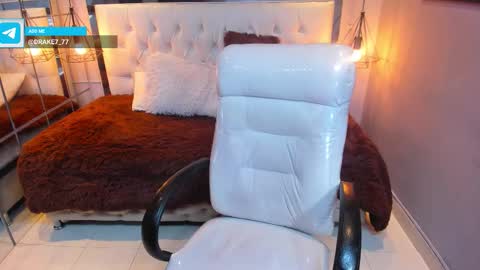 Drake Miller online show from January 15, 4:50 am