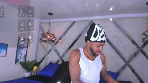 ---Drake--- online show from January 7, 9:25 pm