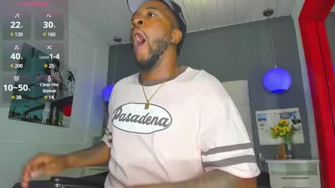 ---Drake--- online show from February 1, 3:50 pm