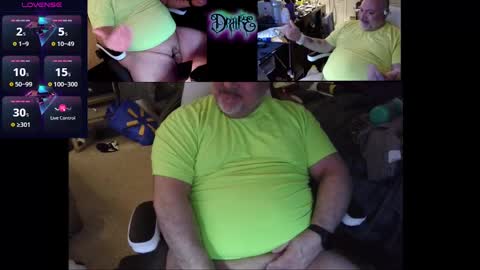 Snapshot of drake_r_darkrose chatting on March 7, 5:29 am Drake D Vamp aka Drake DarkRose online show from March 7, 5:29 am