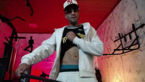 Drake Neuman online show from April 7, 3:29 am