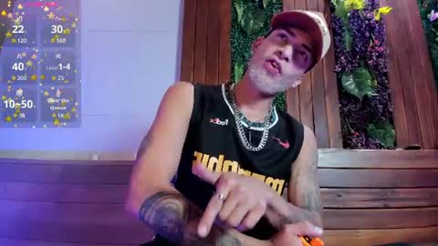 Snapshot of drakeneumann chatting on July 25, 3:59 am Drake Neuman online show from July 25, 3:59 am