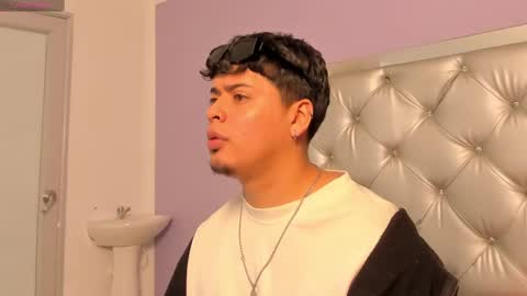 drakeeee online show from October 17, 1:57 pm