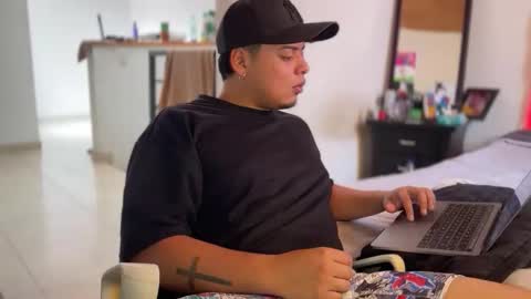 drakeeee online show from March 6, 6:04 pm