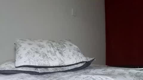 Snapshot of drakesonxx chatting on May 17, 10:55 am Andrs Independent Model online show from May 17, 10:55 am