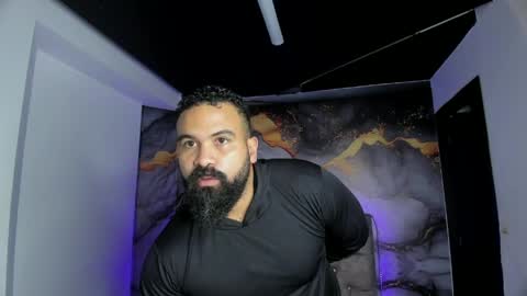 Snapshot of drako_argenti_ chatting on April 3, 4:05 pm Drako online show from April 3, 4:05 pm