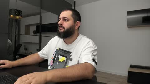 DravenPeak online show from September 14, 3:16 am