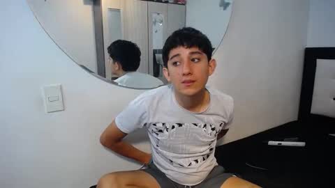 -- nicolle and jhon -- online show from November 26, 5:41 am