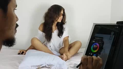 Snapshot of drawturbates chatting on November 28, 12:35 am Drawturbates online show from November 28, 12:35 am