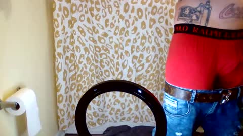 Snapshot of dreadedted chatting on November 16, 5:46 am Dreadedted online show from November 16, 5:46 am