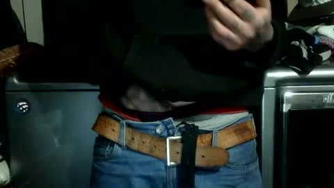 Snapshot of dreadedted chatting on December 22, 12:02 pm Dreadedted online show from December 22, 12:02 pm