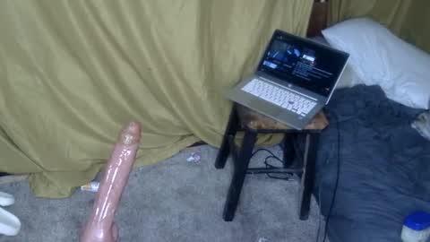 Snapshot of dreadedted chatting on March 30, 12:17 pm Dreadedted online show from March 30, 12:17 pm