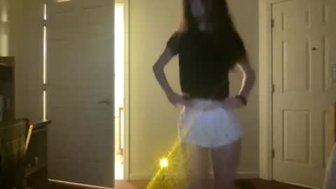 Snapshot of dream1girl_ chatting on April 22, 9:38 pm ur dream girl online show from April 22, 9:38 pm
