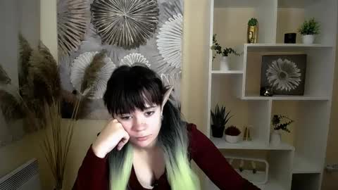 Snapshot of dream_caster_ chatting on October 8, 10:13 am dream caster online show from October 8, 10:13 am