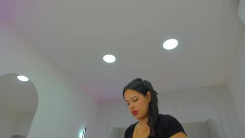 N E N A  online show from September 22, 4:14 am