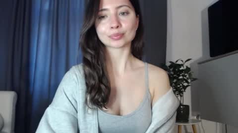 Nicole online show from March 7, 8:00 am