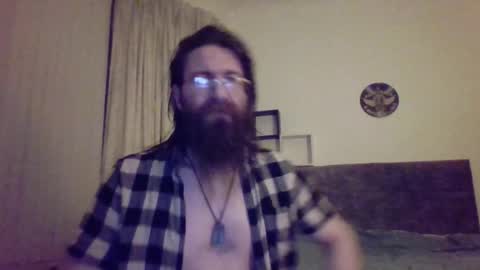 Snapshot of dreamer1402 chatting on March 9, 12:03 am dreamer1402 online show from March 9, 12:03 am