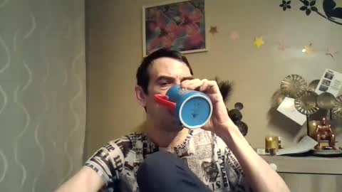 dreamguy38 online show from January 27, 4:30 am