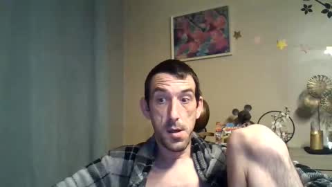 dreamguy38 online show from October 19, 3:51 am