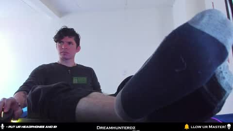 Your lord. - ONLINE  1500 Pm to 2100 Pm - New York Hour online show from November 27, 9:28 pm