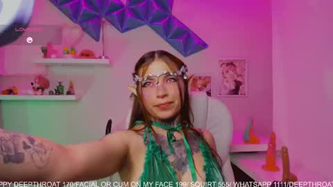 dreamleah_ online show from September 21, 5:20 am