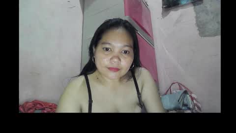 Snapshot of dreamlune_lush08 chatting on February 22, 12:15 pm dreamlune_lush08 online show from February 22, 12:15 pm