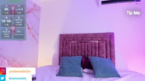 Dream Matell online show from December 17, 3:45 am