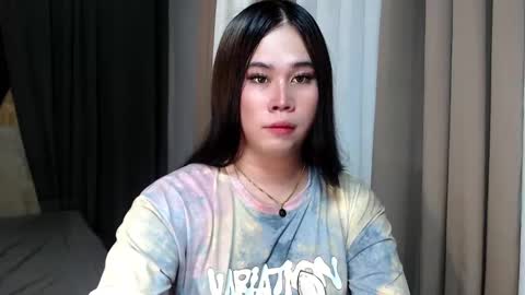 Snapshot of dreammegan chatting on January 5, 7:49 pm Stacy DONT FORGET TO FOLLOW ME AND THUMBS UP my wife samgrg2 online show from January 5, 7:49 pm