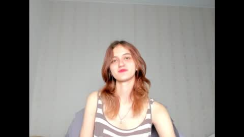 Snapshot of dreamy_pollyyy chatting on October 17, 4:31 pm dreamy_pollyyy online show from October 17, 4:31 pm