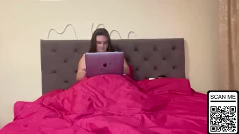 Mila online show from October 7, 3:20 pm