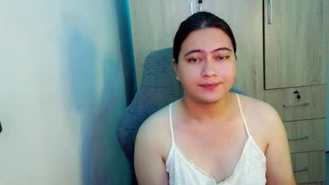 dreamycreamyst online show from July 1, 1:51 am