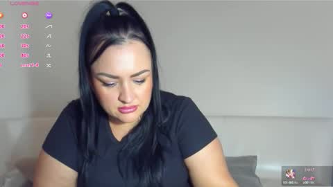 dreamyhousewife1 online show from October 16, 4:52 pm