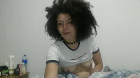 DreamyLatina online show from September 19, 11:05 pm