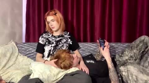Snapshot of dreamypair chatting on April 16, 8:26 am Elena and Nikolai online show from April 16, 8:26 am