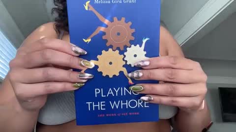 RIRI OR DREAMY online show from February 21, 11:32 pm