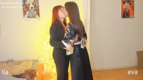 my name is Lia online show from December 28, 12:36 am