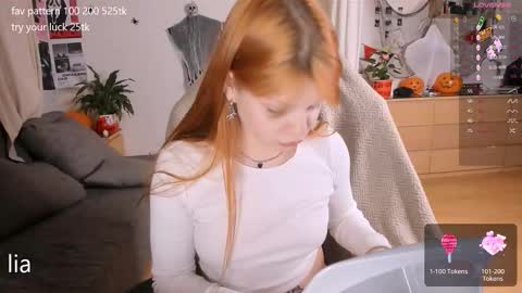 my name is Lia online show from October 24, 9:11 pm