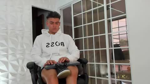 Kevin online show from February 27, 11:31 am