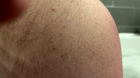 dressedupsissy online show from December 19, 9:44 pm