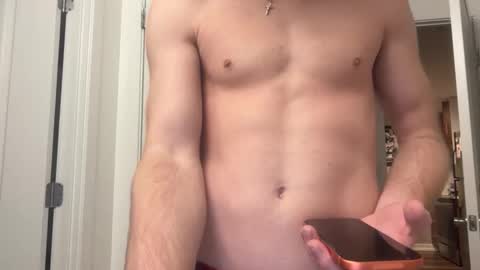 drewmackin05 online show from November 8, 10:19 pm